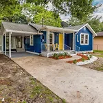 3Br Getaway W Office Near Airport Pets