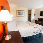 Garnet Inn & Suites, Orlando