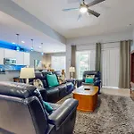 Resort Retreat