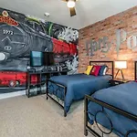 Large 11 Bdrm Villa With Private Pool And Water Slide At Encore