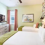 Chic 4 Bdrm Home With Gaming Loft At Encore