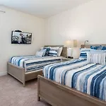Spacious 8 Bdrm Retreat With Themed Bedrooms In Encore
