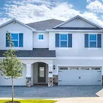 Sunny 8 Bdrm Home With Themed Rooms In Encore
