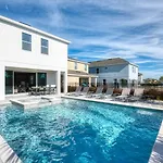 Airy 6 Bdrm House With Private Pool In Encore