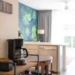 Chic Jungle Escape With Pool Near Disney