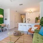 Chic Jungle Escape With Pool Near Disney