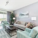 3 Bedrooms - 2 Bathrooms - Storey Lake 4751-308 Ct