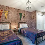 8005 Gorgeous Villa Near Disney
