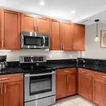 4Br Family Townhome In Enchanting Orlando Inside The Disney Resort Area