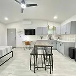 Remodeled 1Br Wfh Setup, Walkable, Sleeps 4!