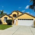 4-3 Vacation Home With Private Pool Located At Formosa Gardens!!