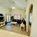 4-3 Vacation Home With Private Pool Located At Formosa Gardens!!
