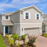 5 Bedrooms- 4 Bathrooms- Windsor Cay 1265 Er
