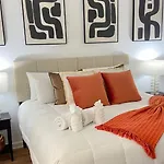 P.19 # Vista Cay Newly Remodeled Walking Distance From Occc