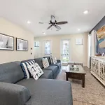 Setting Sail Cottage With Private Hot Tub Near Disney With Margaritaville Resort Access - 8057Dr