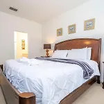South Facing Dream Pool Home