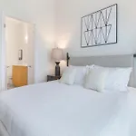 Deseo Grande Apartments By Barsala