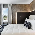 Exquisite, Brand New 10Br8Ba For Up To 28 Guests