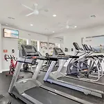 Trendy Thematic 3Br Townhouse With Private Pool