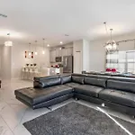 5 Bedrooms - 4 Bathrooms - Storey Lake4849 Rc