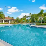 Stylish Vista Cay Townhome Near Conv. Ctr I-Dr.