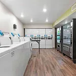 Extended Stay America Select Suites - Orlando - Airport