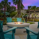 4102 Breakview Drive 404