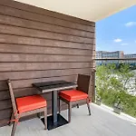 Cambria Hotel Orlando Near Universal Theme Parks