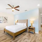 Breezy Blue Villa Near Disney With Margaritaville Resort Access - 2902Cl