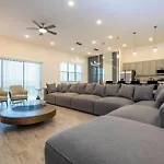 Brand New 15Bed Home Wprivate Pool 5824
