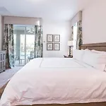 Warm 6 Bdrm Home With Private Pool At Encore