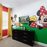 Sunny 8 Bdrm Home With Themed Rooms In Encore