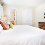 Sumptuous 5 Bdrm Home With Pool At Encore