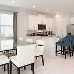 Fabulous 5 Bdrm Villa With Game Room In Encore