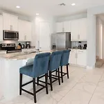 Fabulous 5 Bdrm Villa With Game Room In Encore