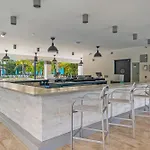 Top Villas - Vista Cay 188