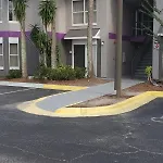 Nice 2 Miles From Disney Condo 1 Bedroom 1 Bath