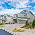 Homely 9 Bdrm Villa With Games Room At Encore