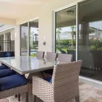 Colorful 9 Bdrm House With Large Pool In Encore