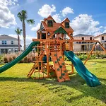 Spacious 5 Bdrm Villa With Playground In Encore