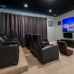 Modern 6 Bdrm Abode With Private Pool And Spa In Encore
