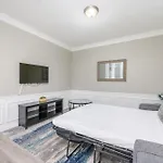 Beautiful Lake View Condo, Vista Cay-1004