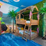 Featured On Tv! Epic Game Room, Theater, Private Pool & Hot Tub
