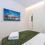 New 5Bed Townhome Close To Sea World 10269