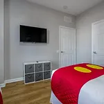 Is1-106 Beautiful Apartment - Across From Pool