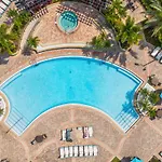 The Epic London Vista Cay Orlando Next To The Club