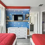 5 Bd En-Suites, Game Room, Heated Pool, Sleeps 14