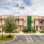 7648 Magic Village New Modern Bbq 8 Min Disney