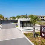 Luxury 4 Bedroom Home Close To Disney 7487