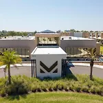 Luxury 4 Bedroom Home Close To Disney 7487